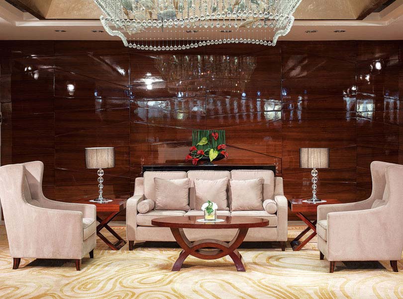 酒店房间白色家具如何保养