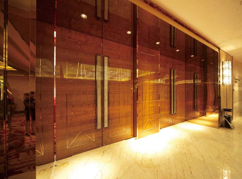 宾馆固装家具中护墙板的作用及优点
